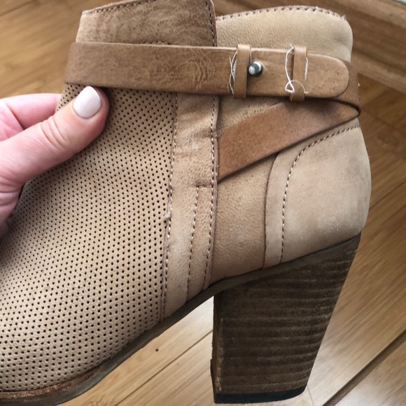 Dolce vita tan perforated booties - Picture 3 of 5